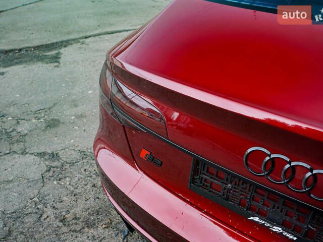 Ауди С8, объемом двигателя 4 л и пробегом 192 тыс. км за 38000 $, фото 16 на Automoto.ua