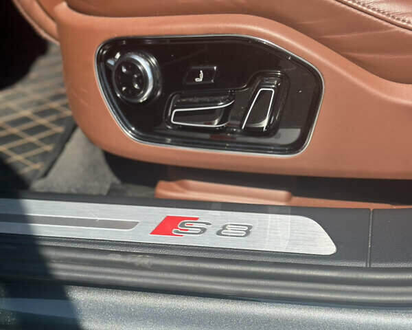 Ауді S8, об'ємом двигуна 3.99 л та пробігом 106 тис. км за 40000 $, фото 8 на Automoto.ua