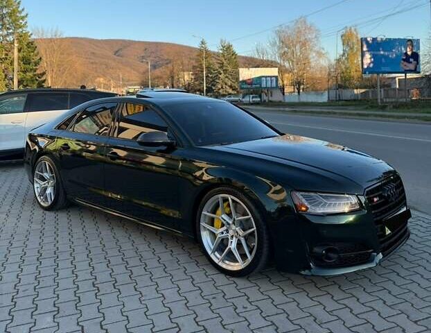 Ауди С8, объемом двигателя 3.99 л и пробегом 217 тыс. км за 40500 $, фото 2 на Automoto.ua