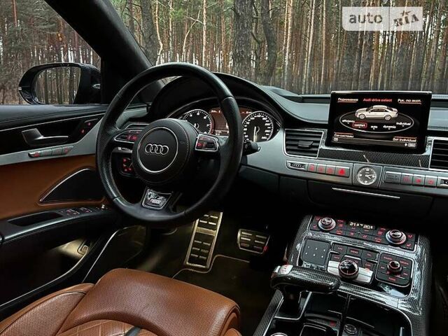 Ауді S8, об'ємом двигуна 4 л та пробігом 58 тис. км за 89485 $, фото 1 на Automoto.ua