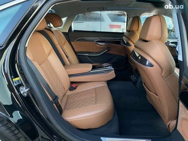 Ауди С8, объемом двигателя 4 л и пробегом 5 тыс. км за 79900 $, фото 28 на Automoto.ua