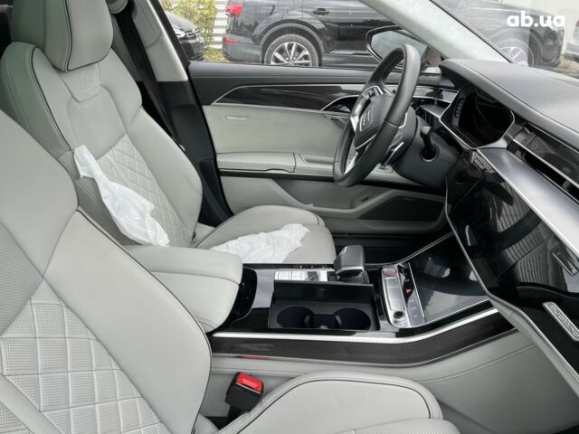 Ауди С8, объемом двигателя 4 л и пробегом 49 тыс. км за 91943 $, фото 12 на Automoto.ua