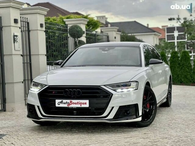 Ауди С8, объемом двигателя 4 л и пробегом 76 тыс. км за 73900 $, фото 3 на Automoto.ua
