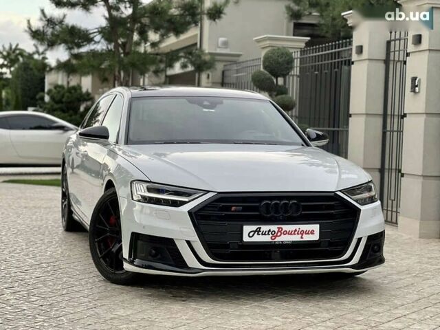 Ауди С8, объемом двигателя 4 л и пробегом 76 тыс. км за 73900 $, фото 27 на Automoto.ua
