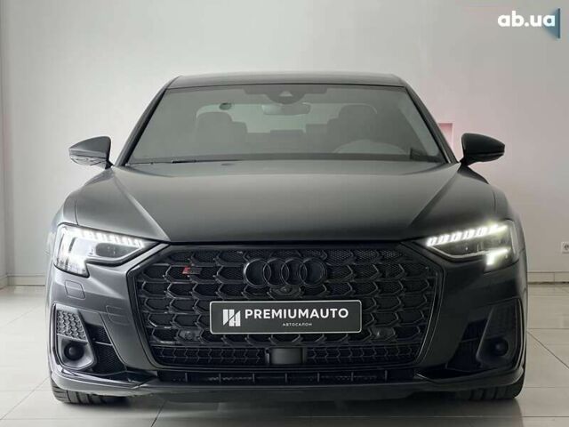 Ауди С8, объемом двигателя 4 л и пробегом 85 тыс. км за 99000 $, фото 5 на Automoto.ua