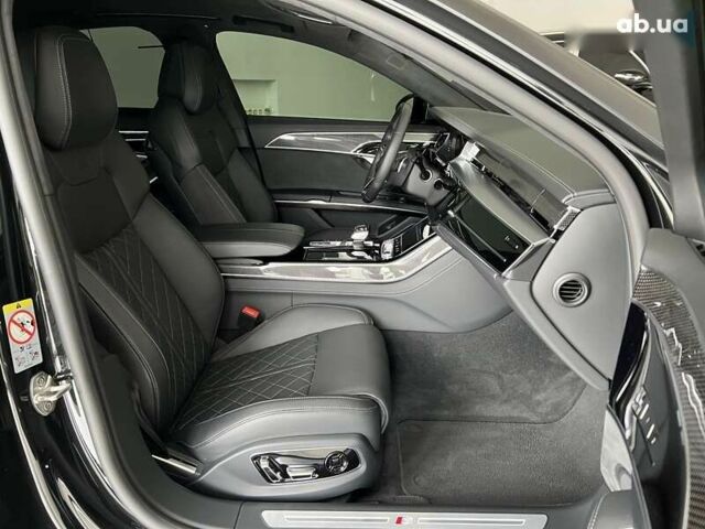 Ауди С8, объемом двигателя 4 л и пробегом 85 тыс. км за 99000 $, фото 25 на Automoto.ua