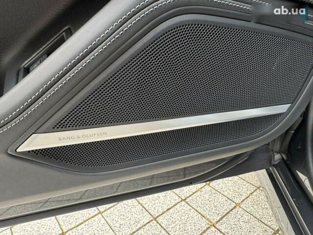 Ауди С8, объемом двигателя 0 л и пробегом 7 тыс. км за 149999 $, фото 18 на Automoto.ua