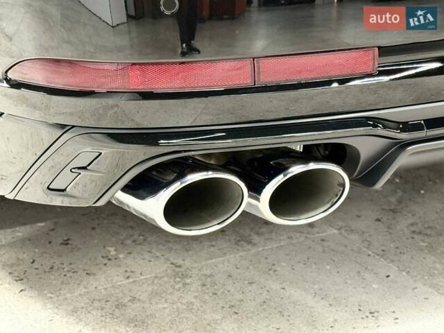 Ауди С8, объемом двигателя 4 л и пробегом 1 тыс. км за 151900 $, фото 17 на Automoto.ua