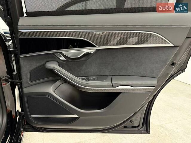 Ауди С8, объемом двигателя 4 л и пробегом 1 тыс. км за 151900 $, фото 54 на Automoto.ua