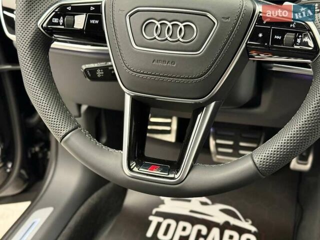 Ауди С8, объемом двигателя 4 л и пробегом 1 тыс. км за 151900 $, фото 30 на Automoto.ua