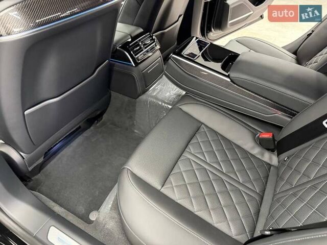 Ауди С8, объемом двигателя 4 л и пробегом 1 тыс. км за 151900 $, фото 51 на Automoto.ua