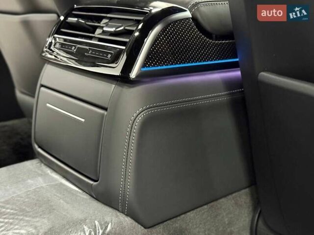 Ауди С8, объемом двигателя 4 л и пробегом 1 тыс. км за 151900 $, фото 66 на Automoto.ua