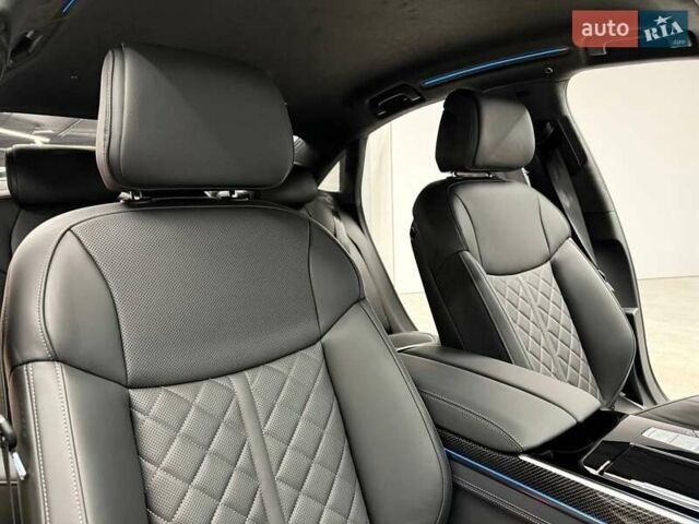 Ауди С8, объемом двигателя 4 л и пробегом 1 тыс. км за 151900 $, фото 76 на Automoto.ua