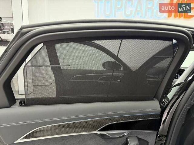 Ауди С8, объемом двигателя 4 л и пробегом 1 тыс. км за 151900 $, фото 46 на Automoto.ua