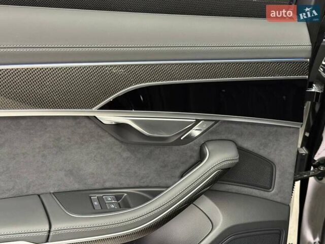 Ауди С8, объемом двигателя 4 л и пробегом 1 тыс. км за 151900 $, фото 47 на Automoto.ua