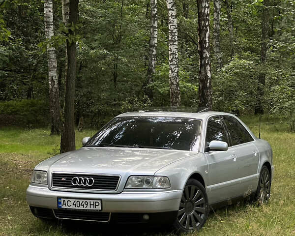 Серый Ауди С8, объемом двигателя 4.2 л и пробегом 302 тыс. км за 7000 $, фото 2 на Automoto.ua