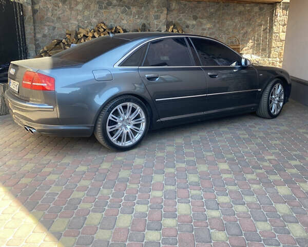 Серый Ауди С8, объемом двигателя 5.2 л и пробегом 193 тыс. км за 20500 $, фото 17 на Automoto.ua