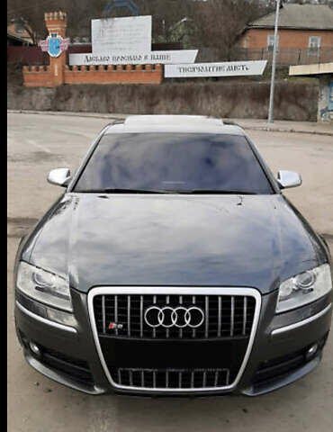 Серый Ауди С8, объемом двигателя 5.2 л и пробегом 193 тыс. км за 20500 $, фото 8 на Automoto.ua