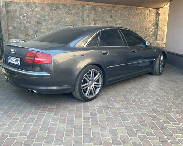 Серый Ауди С8, объемом двигателя 5.2 л и пробегом 193 тыс. км за 20500 $, фото 9 на Automoto.ua