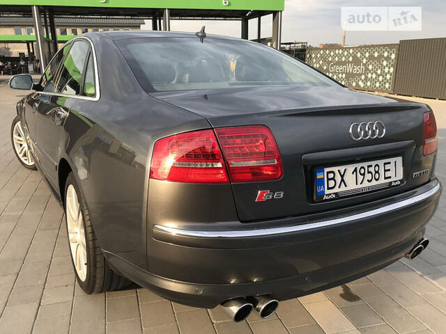 Сірий Ауді S8, об'ємом двигуна 5.2 л та пробігом 209 тис. км за 17700 $, фото 8 на Automoto.ua