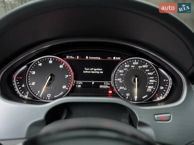 Сірий Ауді S8, об'ємом двигуна 4 л та пробігом 254 тис. км за 19900 $, фото 15 на Automoto.ua