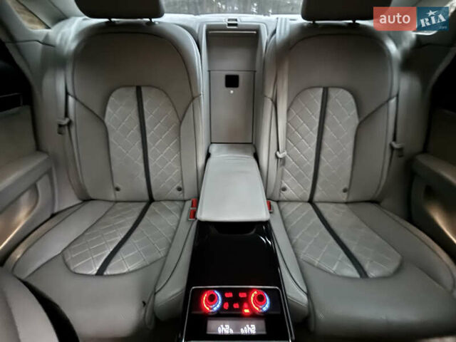 Сірий Ауді S8, об'ємом двигуна 4 л та пробігом 254 тис. км за 19900 $, фото 20 на Automoto.ua