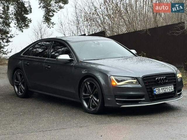 Сірий Ауді S8, об'ємом двигуна 4 л та пробігом 254 тис. км за 19900 $, фото 2 на Automoto.ua