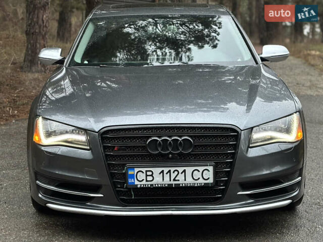 Сірий Ауді S8, об'ємом двигуна 4 л та пробігом 254 тис. км за 19900 $, фото 1 на Automoto.ua