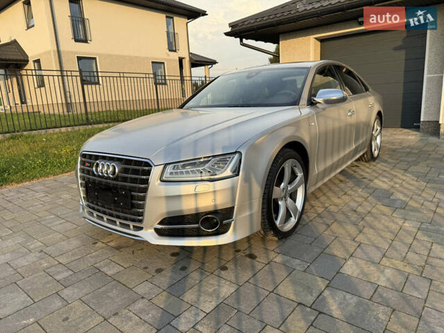 Сірий Ауді S8, об'ємом двигуна 3.99 л та пробігом 72 тис. км за 51000 $, фото 7 на Automoto.ua