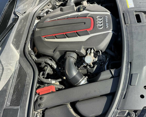 Серый Ауди С8, объемом двигателя 3.99 л и пробегом 133 тыс. км за 42500 $, фото 15 на Automoto.ua