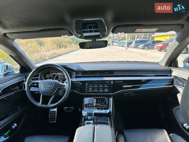 Синий Ауди С8, объемом двигателя 4 л и пробегом 82 тыс. км за 113000 $, фото 11 на Automoto.ua