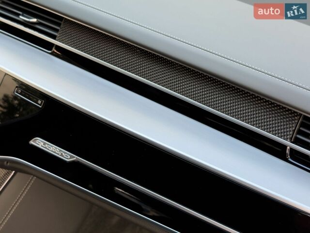 Синій Ауді S8, об'ємом двигуна 4 л та пробігом 5 тис. км за 175000 $, фото 35 на Automoto.ua