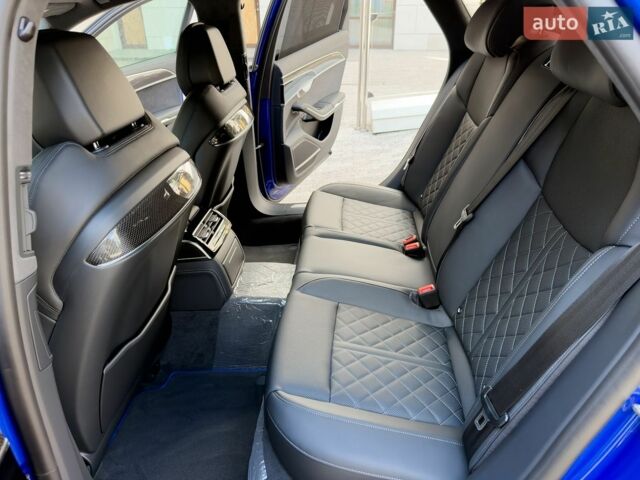 Синій Ауді S8, об'ємом двигуна 4 л та пробігом 5 тис. км за 175000 $, фото 48 на Automoto.ua