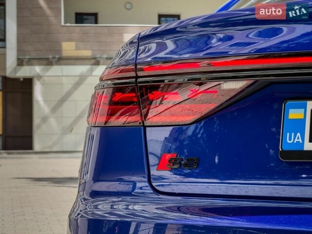 Синій Ауді S8, об'ємом двигуна 4 л та пробігом 5 тис. км за 175000 $, фото 10 на Automoto.ua