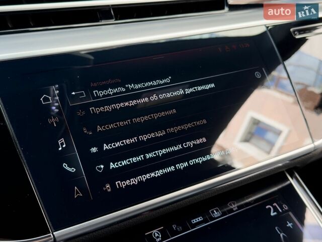 Синій Ауді S8, об'ємом двигуна 4 л та пробігом 5 тис. км за 175000 $, фото 62 на Automoto.ua