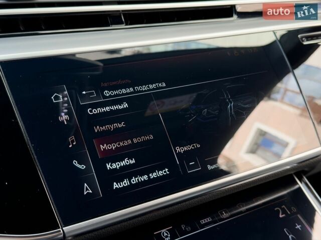 Синій Ауді S8, об'ємом двигуна 4 л та пробігом 5 тис. км за 175000 $, фото 42 на Automoto.ua