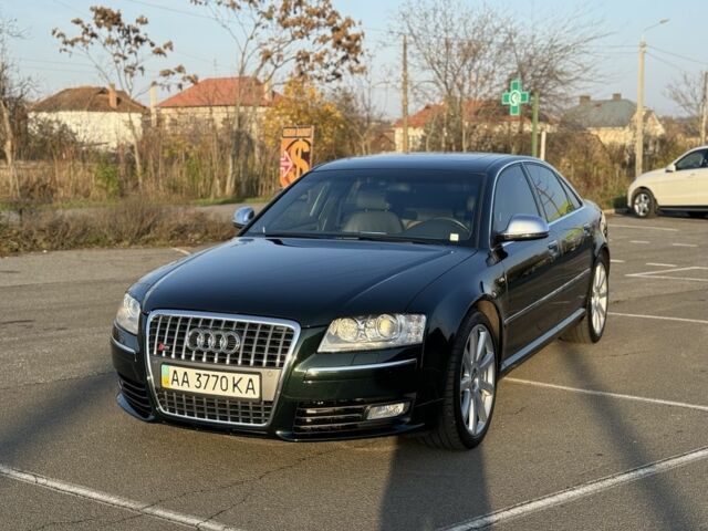 Зелений Ауді S8, об'ємом двигуна 5.2 л та пробігом 69 тис. км за 48900 $, фото 1 на Automoto.ua