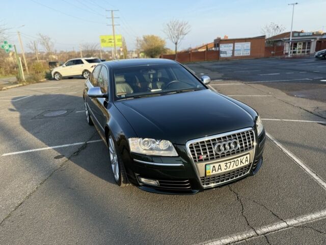 Зелений Ауді S8, об'ємом двигуна 5.2 л та пробігом 69 тис. км за 48900 $, фото 8 на Automoto.ua