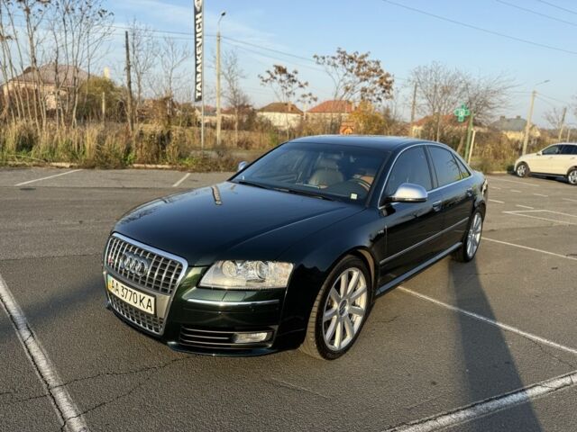 Зелений Ауді S8, об'ємом двигуна 5.2 л та пробігом 69 тис. км за 48900 $, фото 7 на Automoto.ua
