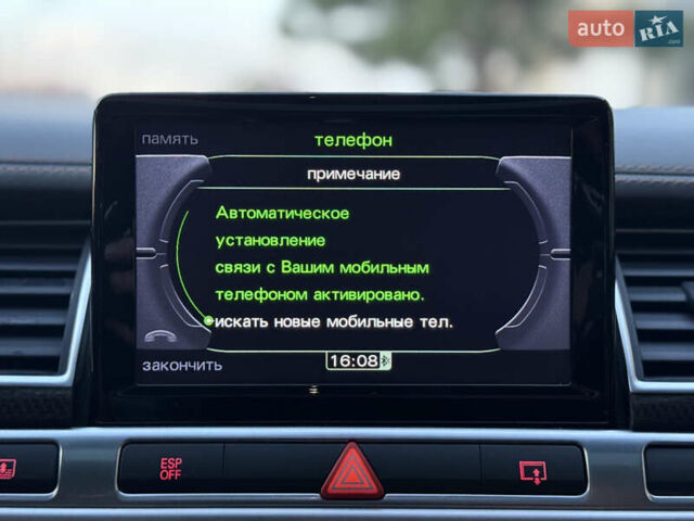 Зеленый Ауди С8, объемом двигателя 5.2 л и пробегом 69 тыс. км за 49000 $, фото 66 на Automoto.ua