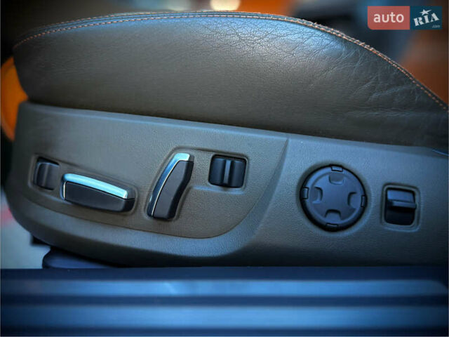 Зеленый Ауди С8, объемом двигателя 5.2 л и пробегом 69 тыс. км за 49000 $, фото 52 на Automoto.ua