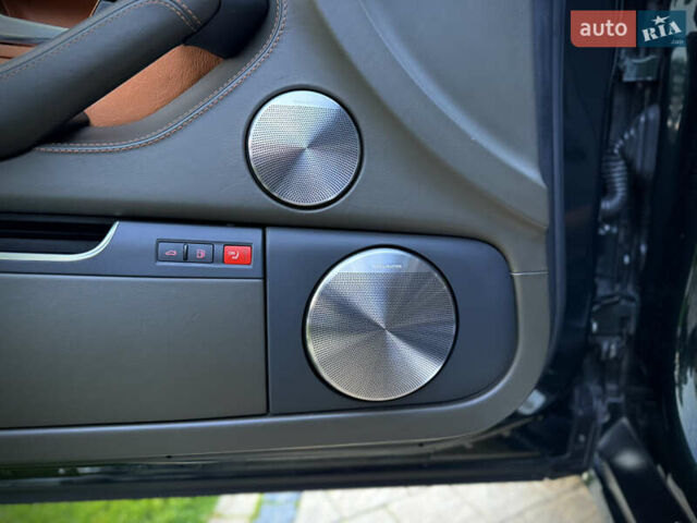 Зеленый Ауди С8, объемом двигателя 5.2 л и пробегом 69 тыс. км за 49000 $, фото 53 на Automoto.ua