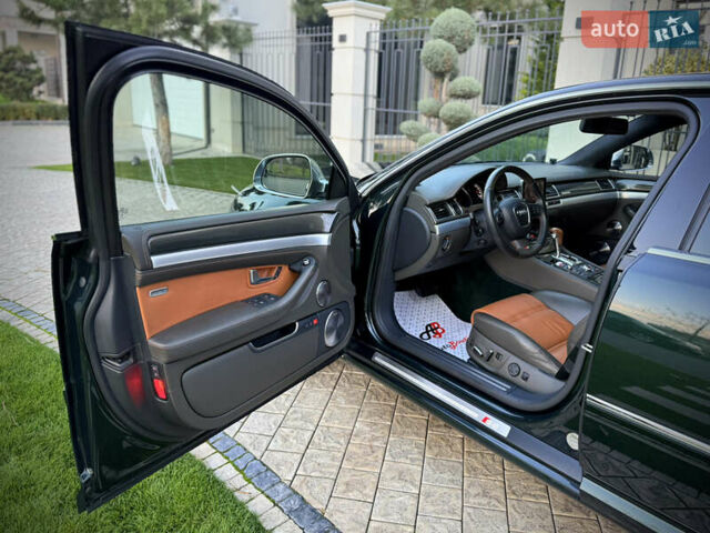 Зеленый Ауди С8, объемом двигателя 5.2 л и пробегом 69 тыс. км за 49000 $, фото 39 на Automoto.ua