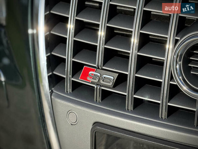 Зеленый Ауди С8, объемом двигателя 5.2 л и пробегом 69 тыс. км за 49000 $, фото 37 на Automoto.ua