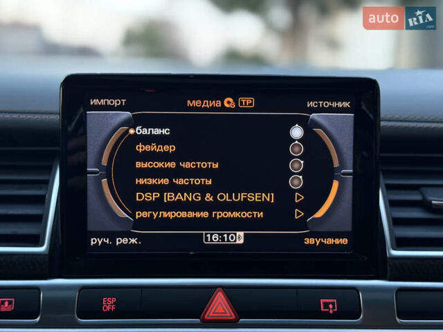 Зеленый Ауди С8, объемом двигателя 5.2 л и пробегом 69 тыс. км за 49000 $, фото 69 на Automoto.ua