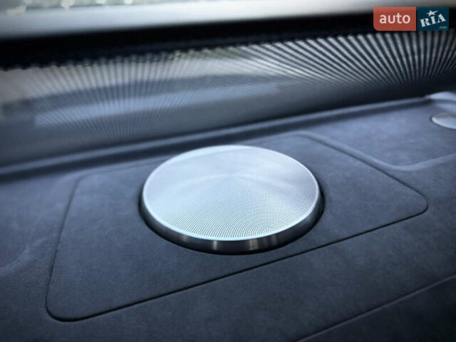 Зеленый Ауди С8, объемом двигателя 5.2 л и пробегом 69 тыс. км за 49000 $, фото 63 на Automoto.ua