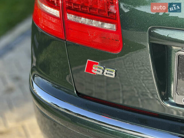 Зеленый Ауди С8, объемом двигателя 5.2 л и пробегом 69 тыс. км за 49000 $, фото 38 на Automoto.ua