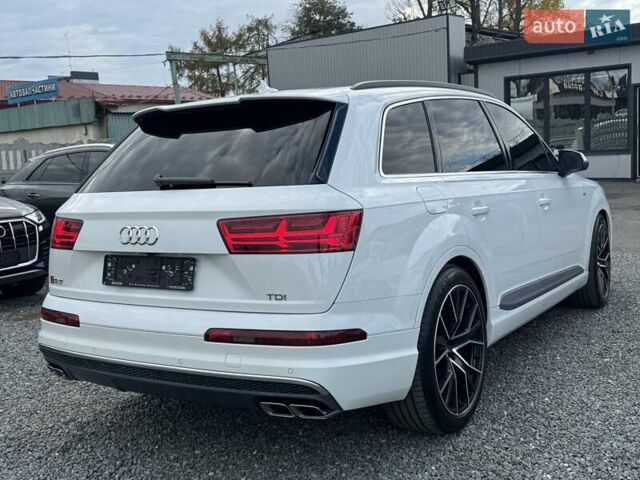 Белый Ауди SQ7, объемом двигателя 3.96 л и пробегом 124 тыс. км за 55900 $, фото 86 на Automoto.ua