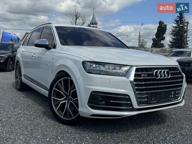 Белый Ауди SQ7, объемом двигателя 3.96 л и пробегом 124 тыс. км за 57900 $, фото 104 на Automoto.ua