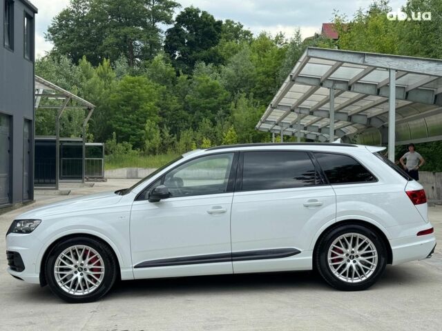 Белый Ауди SQ7, объемом двигателя 4 л и пробегом 226 тыс. км за 49990 $, фото 6 на Automoto.ua